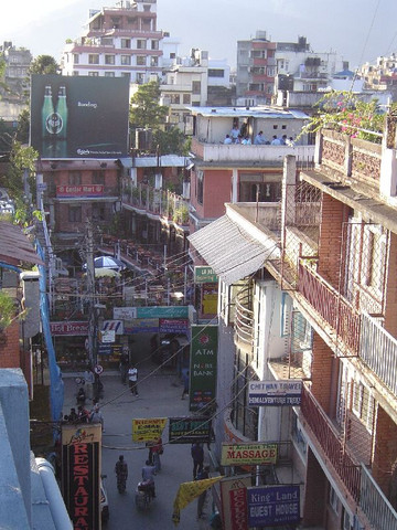 301a Ulice-Kathmandu-a-nase-olibena-pekarna
